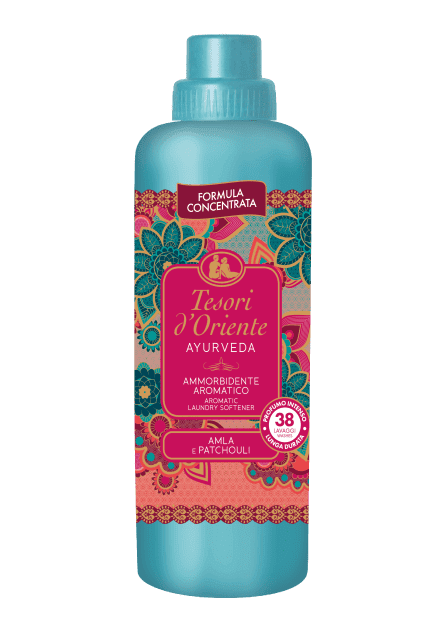 Омекотител Tesori D'Oriente Аюрведа 760 мл – бутилка с богат аюрведичен аромат и копринена мекота.