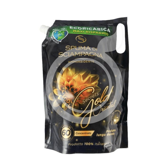 Омекотител Spuma Sciampagna Пълнител Злато От Ориент 60 Пранета – бутилка с луксозен ориенталски аромат и копринена мекота.